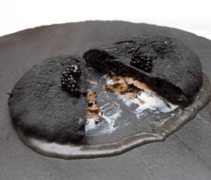 pizza-nera-fritta-tartufo
