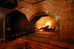 Brick pizza oven