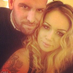 daniella-hirst-28-anni-sesso-dominos-pizza